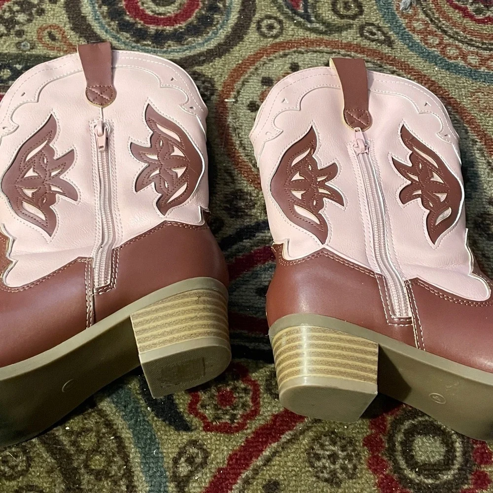 Cowboy/Western boots